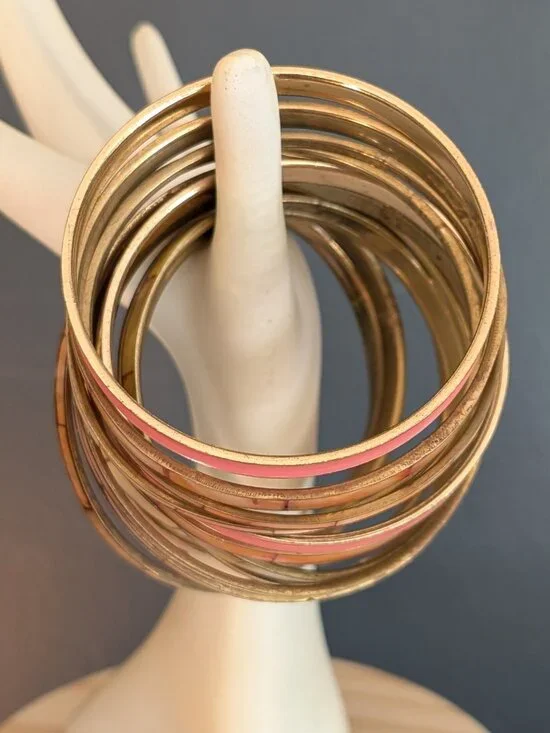 Bundle of orange toned paneled MOP bangles with coordinating enamel bangles - Picture 3 of 8